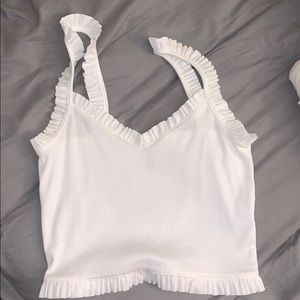 Super cute cropped tank